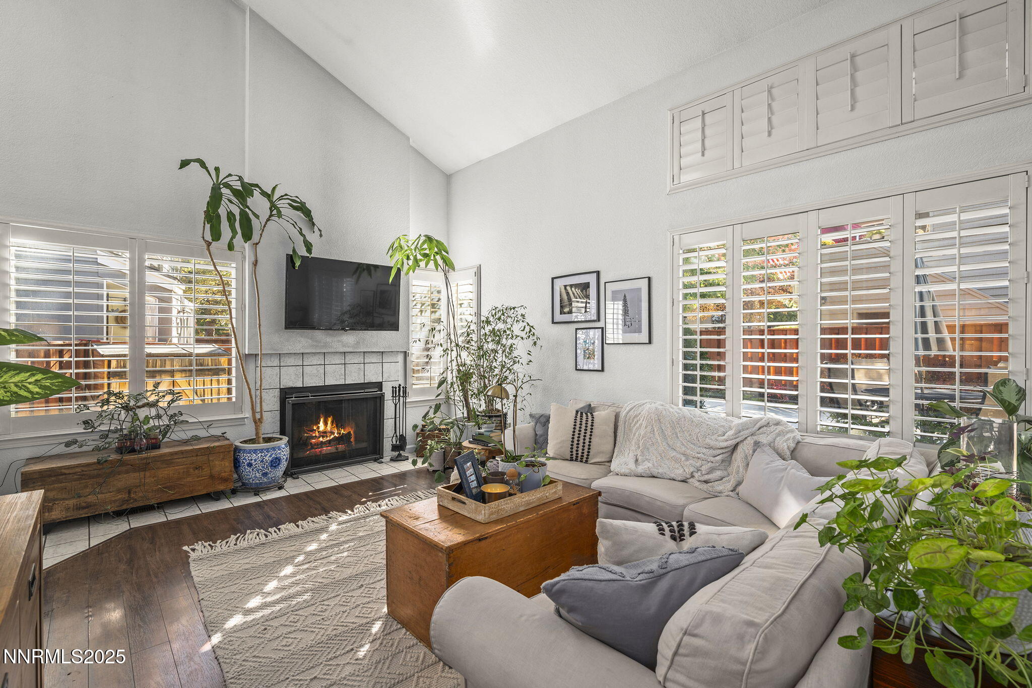 3192 Wedgewood Court Reno, NV 89509 - Photo 2 of 27 7-web-or-mls-_DSC6218