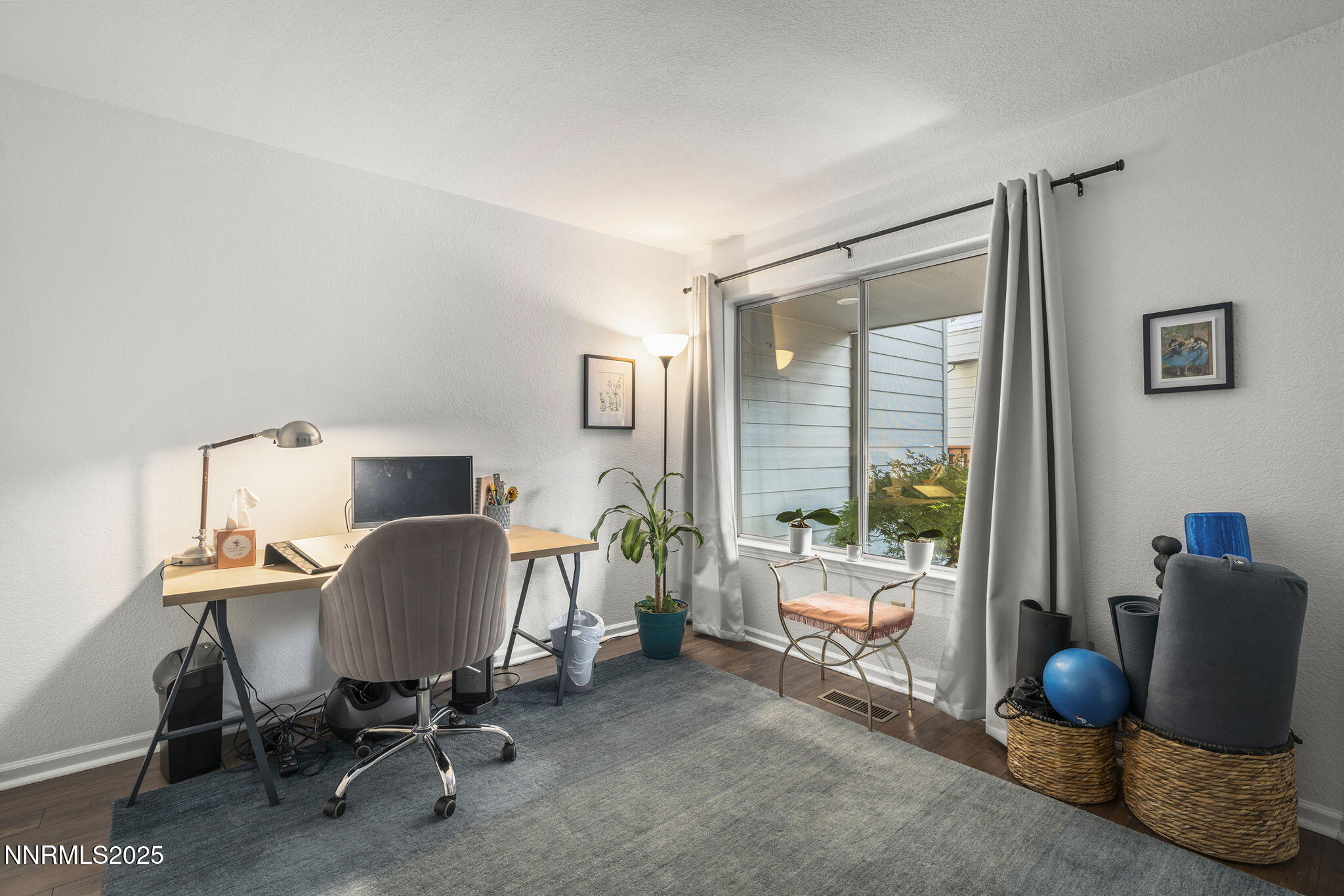 3192 Wedgewood Court Reno, NV 89509 - Photo 8 of 27 13-web-or-mls-_DSC6208