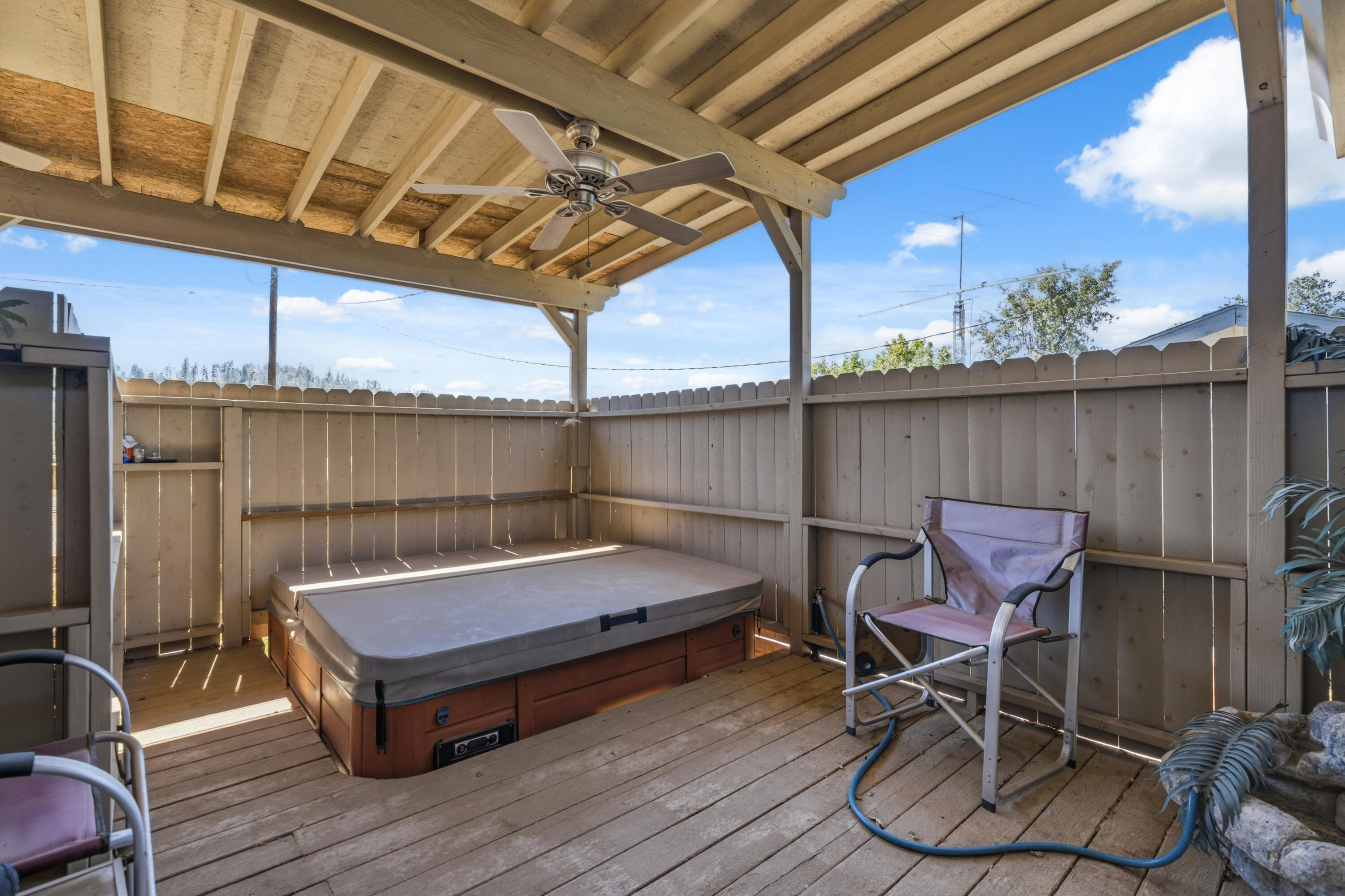 14673 Spring Branch Road Redding, CA 96003 - Photo 22 of 39 TUF07665