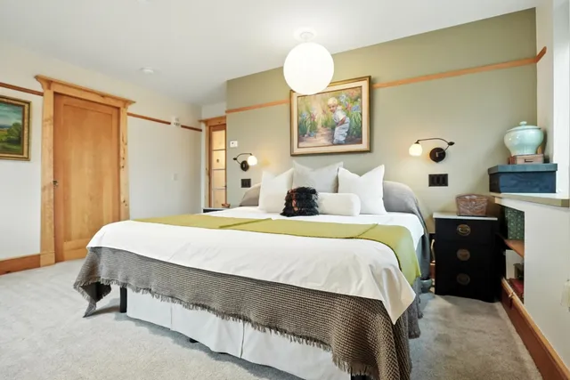 $1,395,000 | 35 Cherry Street, Unit 404, Burlington, VT 05401