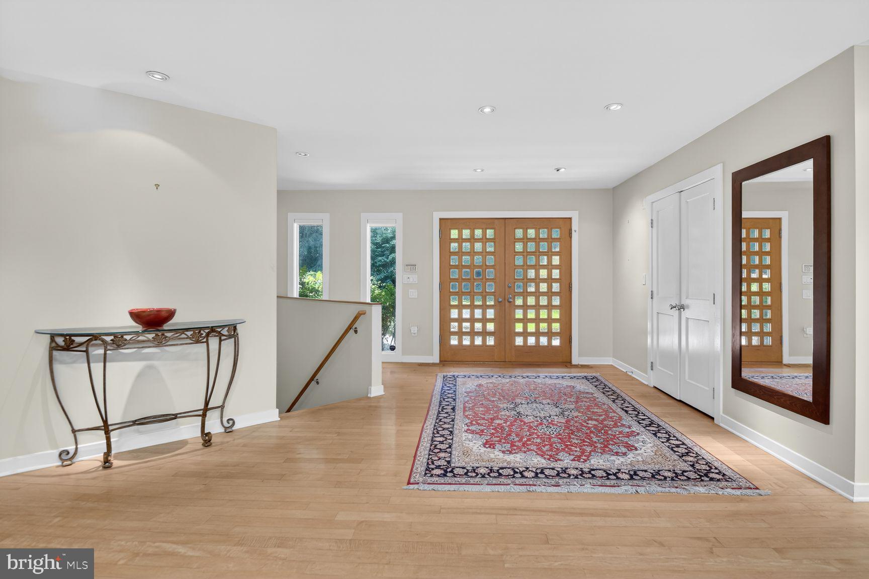 10801 Balantre Lane Potomac, MD 20854 - Photo 3 of 71