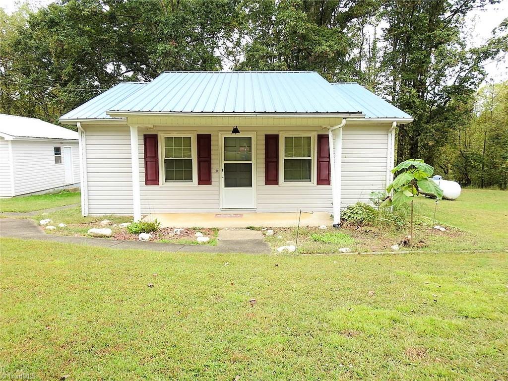 1776 Clingman Road Ronda, NC 28670 - Photo 2 of 24 Gallery Image 2
