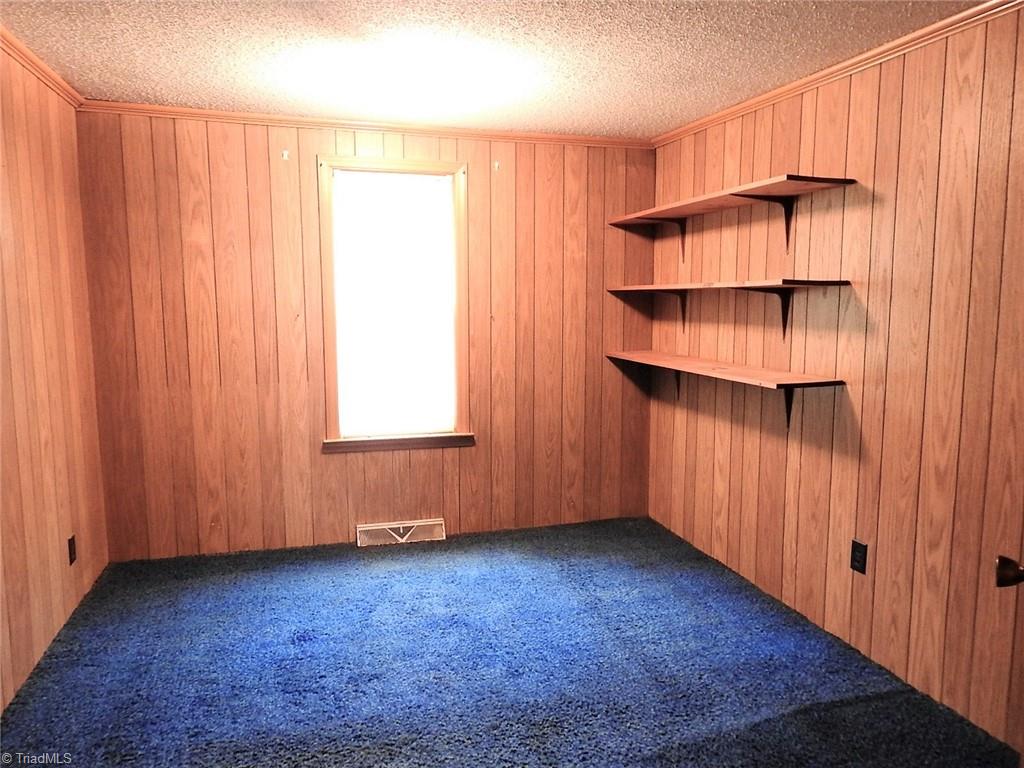 1776 Clingman Road Ronda, NC 28670 - Photo 14 of 24 Gallery Image 14