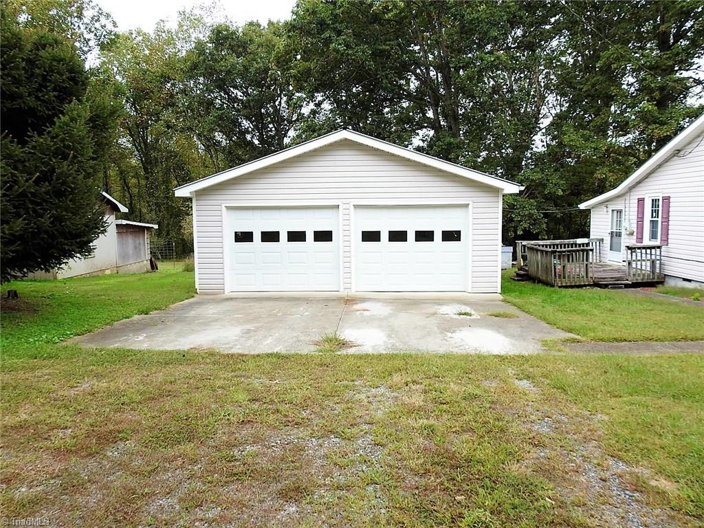 1776 Clingman Road Ronda, NC 28670 - Photo 3 of 24 Gallery Image 3