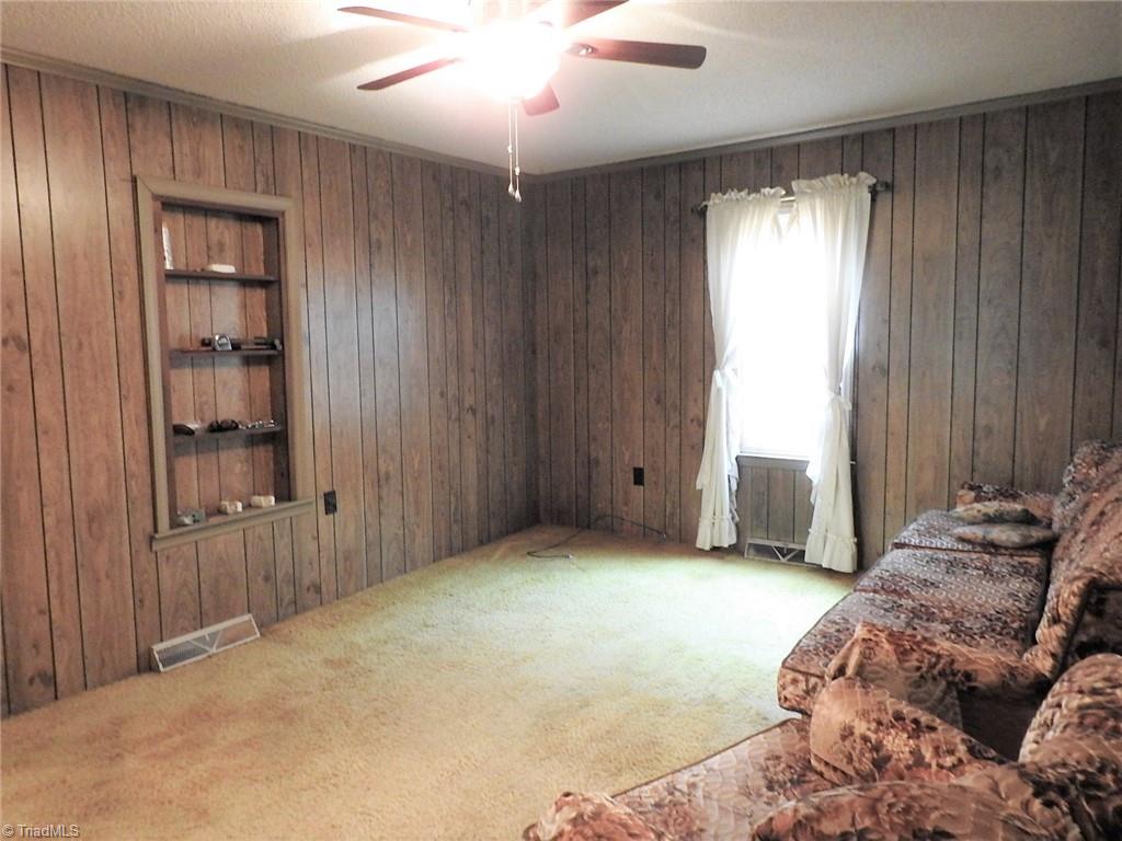 1776 Clingman Road Ronda, NC 28670 - Photo 8 of 24 Gallery Image 8