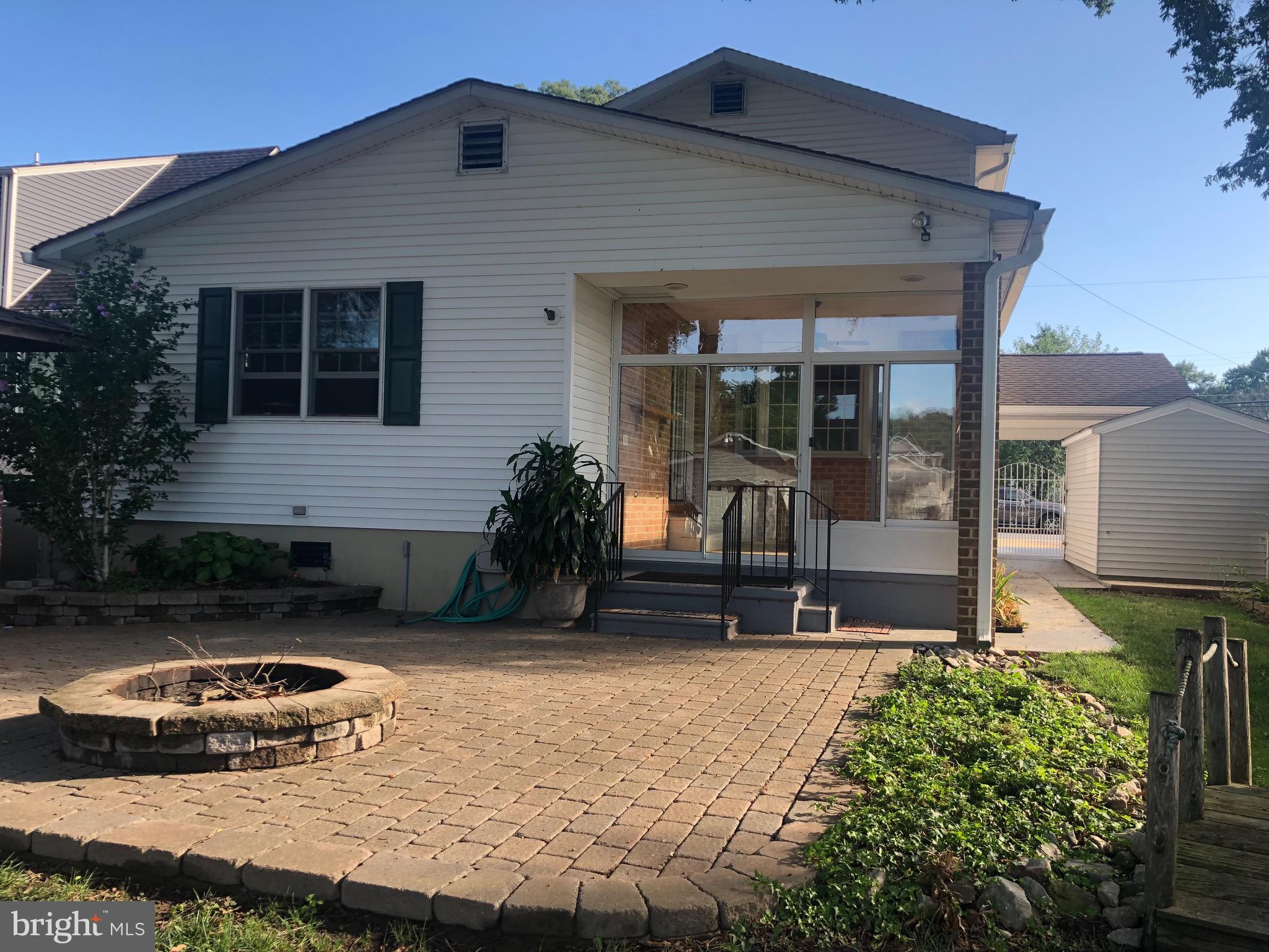 350 Poplar Road Baltimore, MD 21221 - Photo 22 of 25 Patio