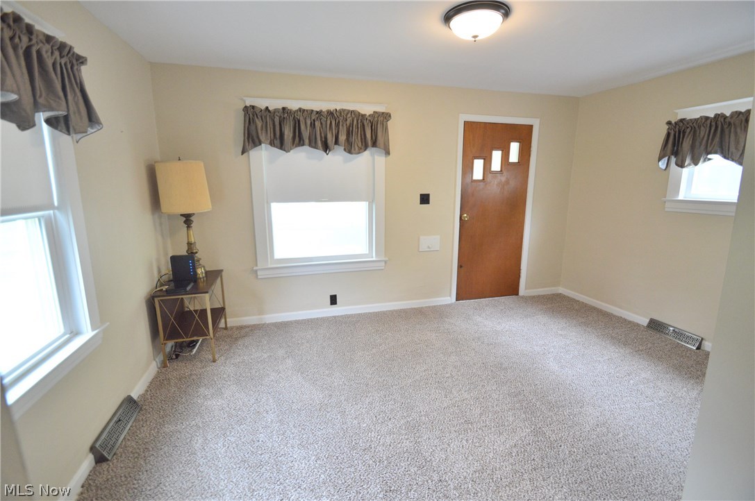 488 8th Street Struthers, OH 44471 - Photo 9 of 16 Gallery Image 9