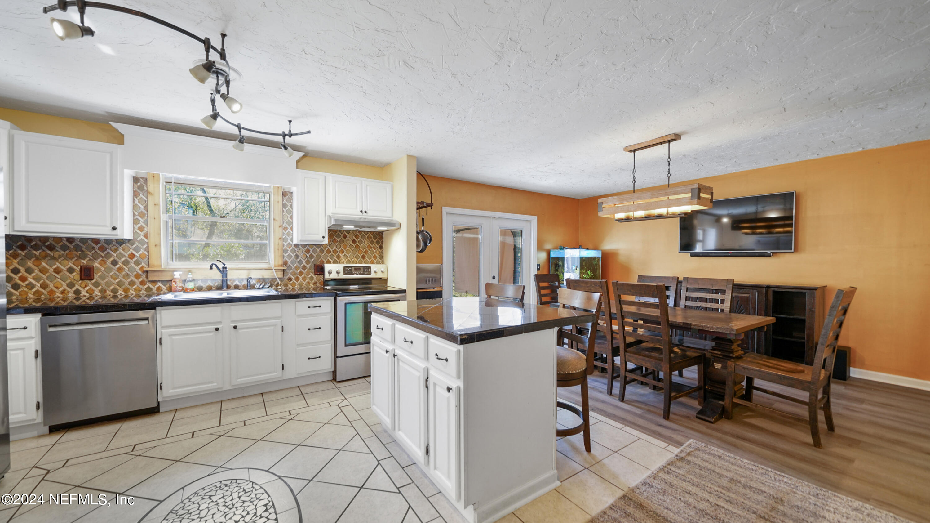4252 Julington Creek Road Jacksonville, FL 32223 - Photo 3 of 36 4252 Julington Creek Rd-7