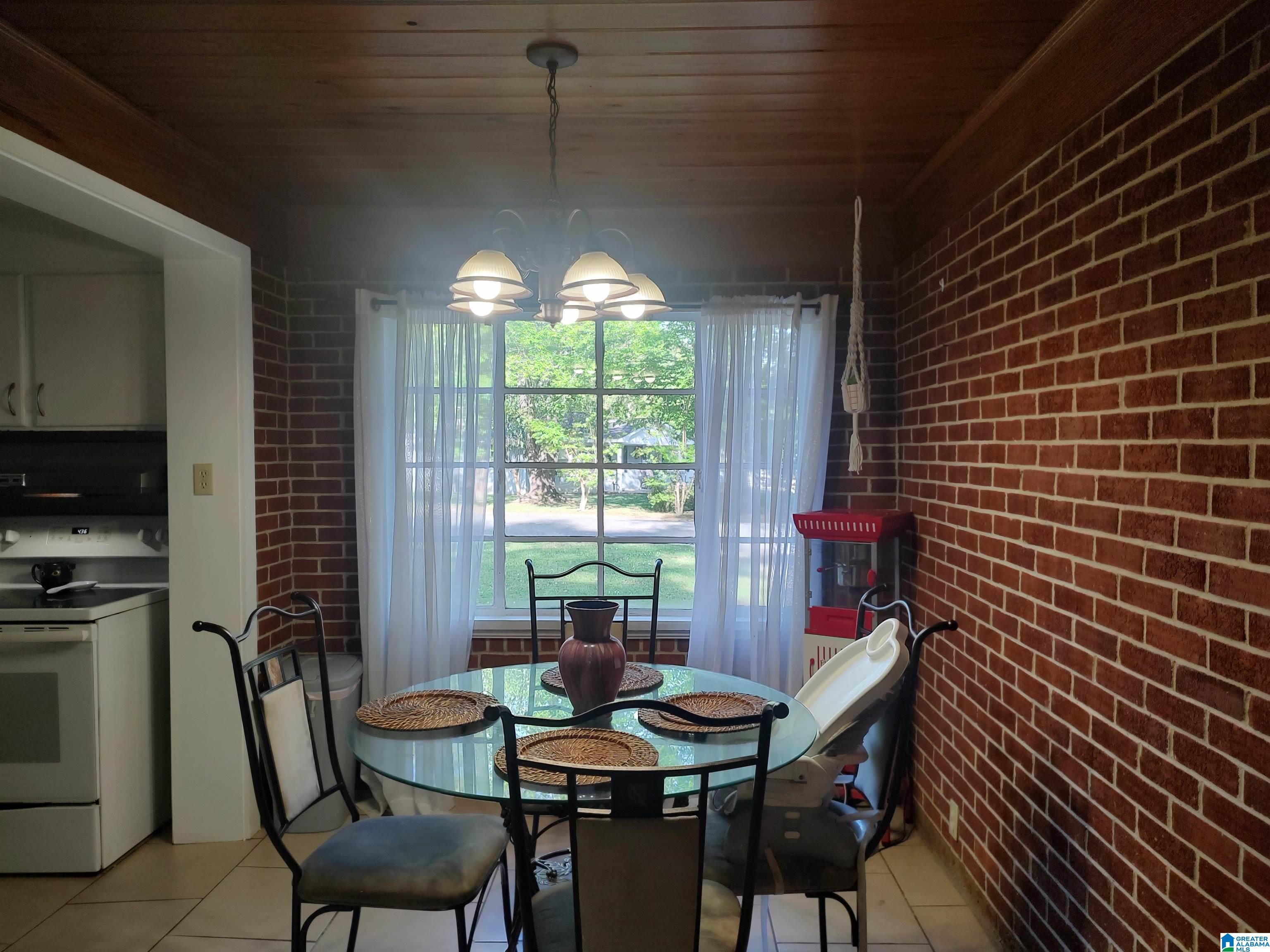 3307 Jane Street Sylacauga, AL 35150 - Photo 8 of 11