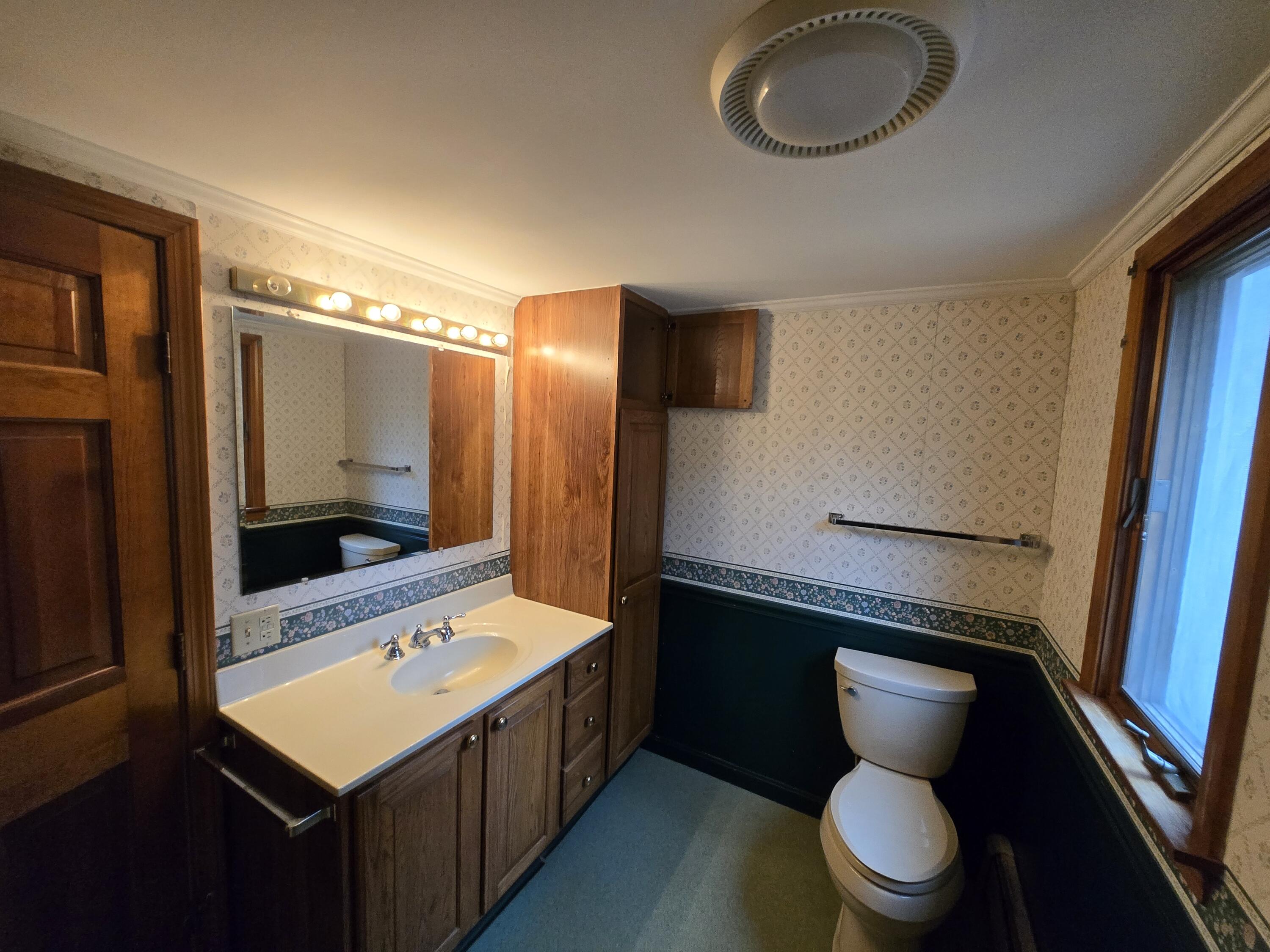88 Smith Road Windham, ME 04062 - Photo 11 of 26 20250411_115505