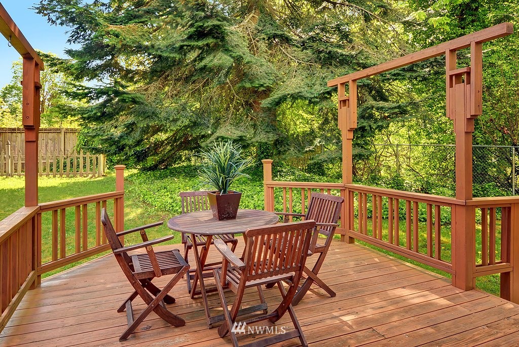 1719 Southwest Webster Street Seattle, WA 98106 - Photo 11 of 25 Gallery Image 11