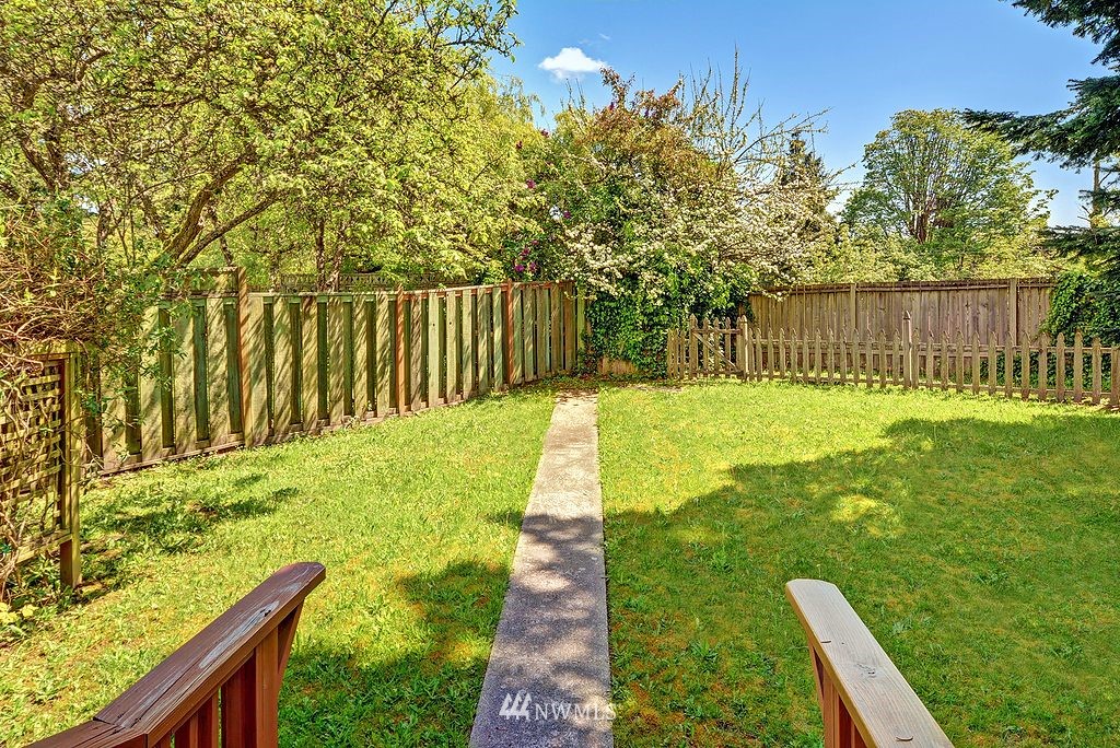 1719 Southwest Webster Street Seattle, WA 98106 - Photo 12 of 25 Gallery Image 12