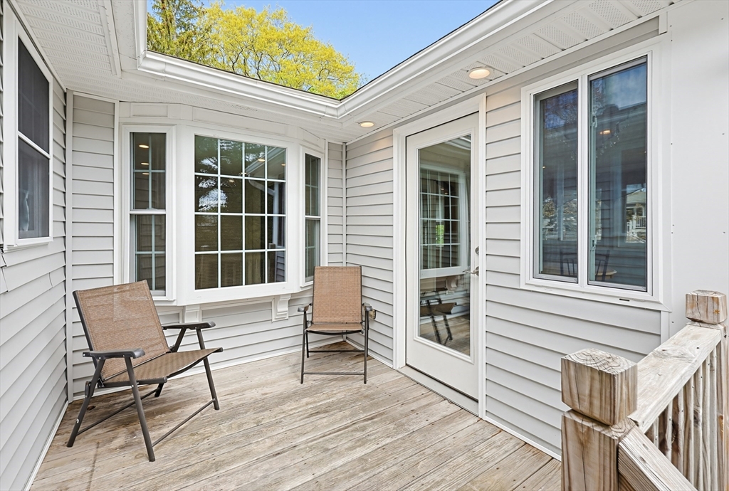 11 Malvern Road Norwood, MA 02062 - Photo 7 of 42 Gallery Image 7