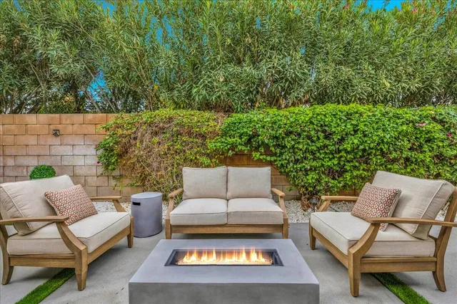 $1,099,000 | 44243 Silver Canyon Lane, Palm Desert, CA 92260