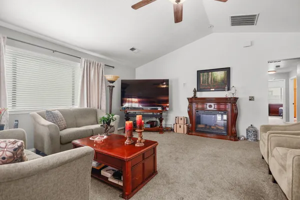 $415,000 | 780 Teakwood Drive, Redding, CA 96003