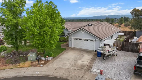$415,000 | 780 Teakwood Drive, Redding, CA 96003