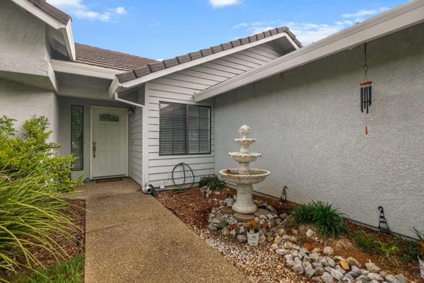 $415,000 | 780 Teakwood Drive, Redding, CA 96003