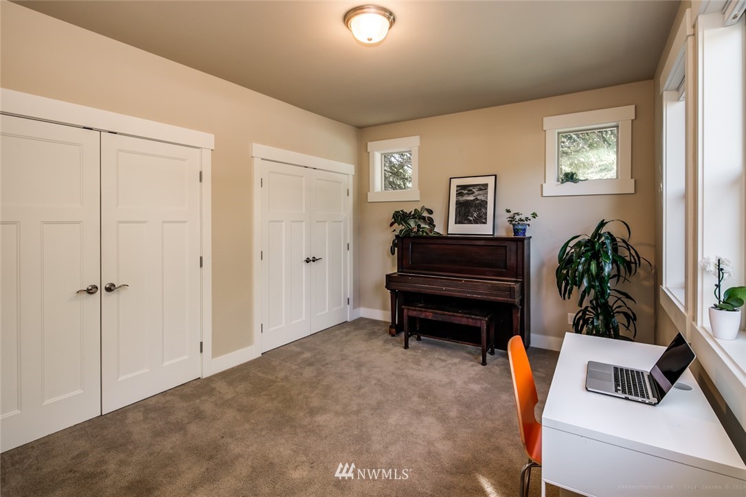 1108 Inverness Lane Bellingham, WA 98229 - Photo 10 of 25 Gallery Image 10