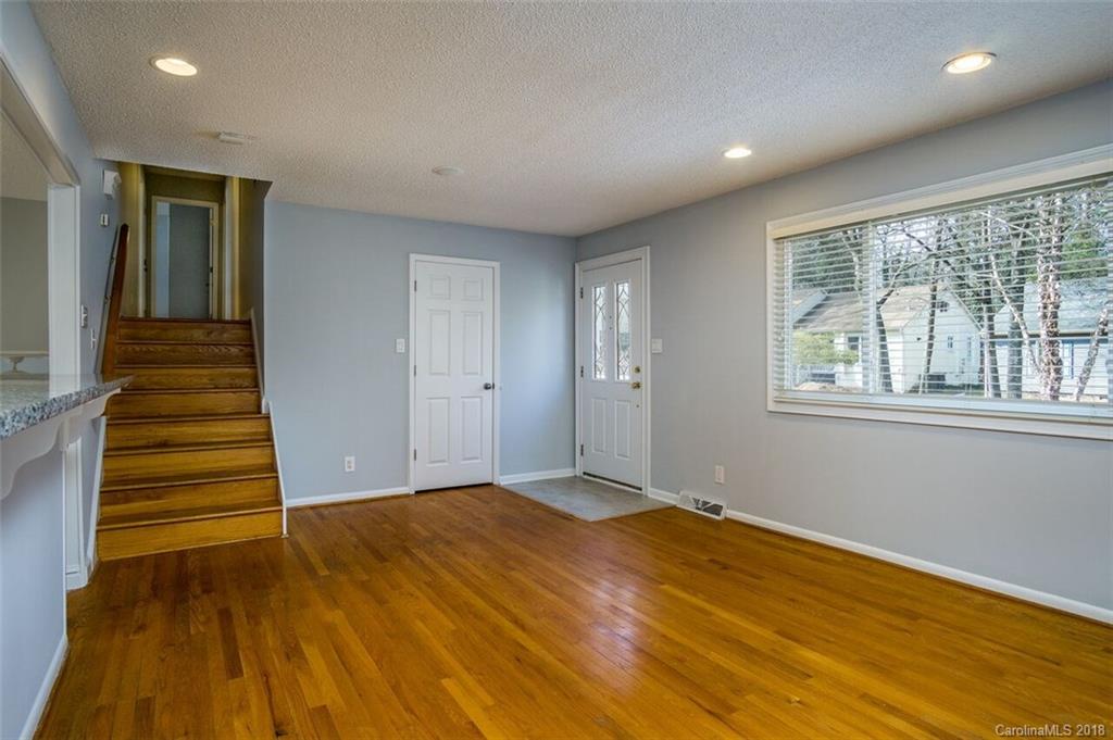9079 Tulagi Court Tega Cay, SC 29708 - Photo 11 of 28 Gallery Image 11