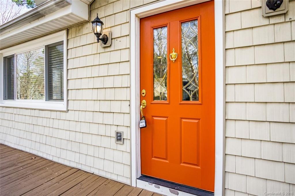 9079 Tulagi Court Tega Cay, SC 29708 - Photo 7 of 28 Gallery Image 7