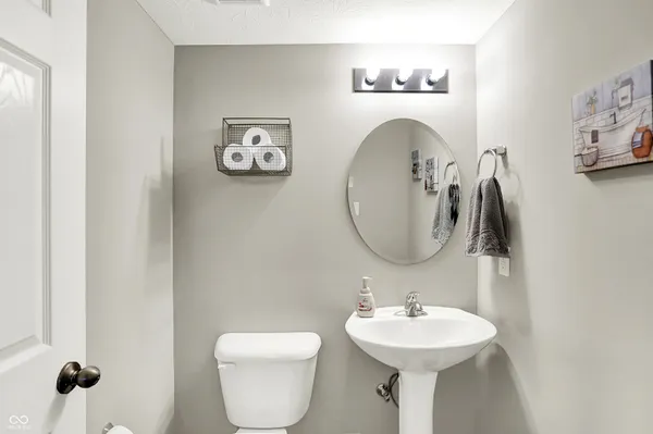 $375,000 | 6645 Honeysuckle Way, Pendleton, IN 46064