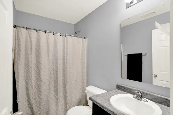 $375,000 | 6645 Honeysuckle Way, Pendleton, IN 46064