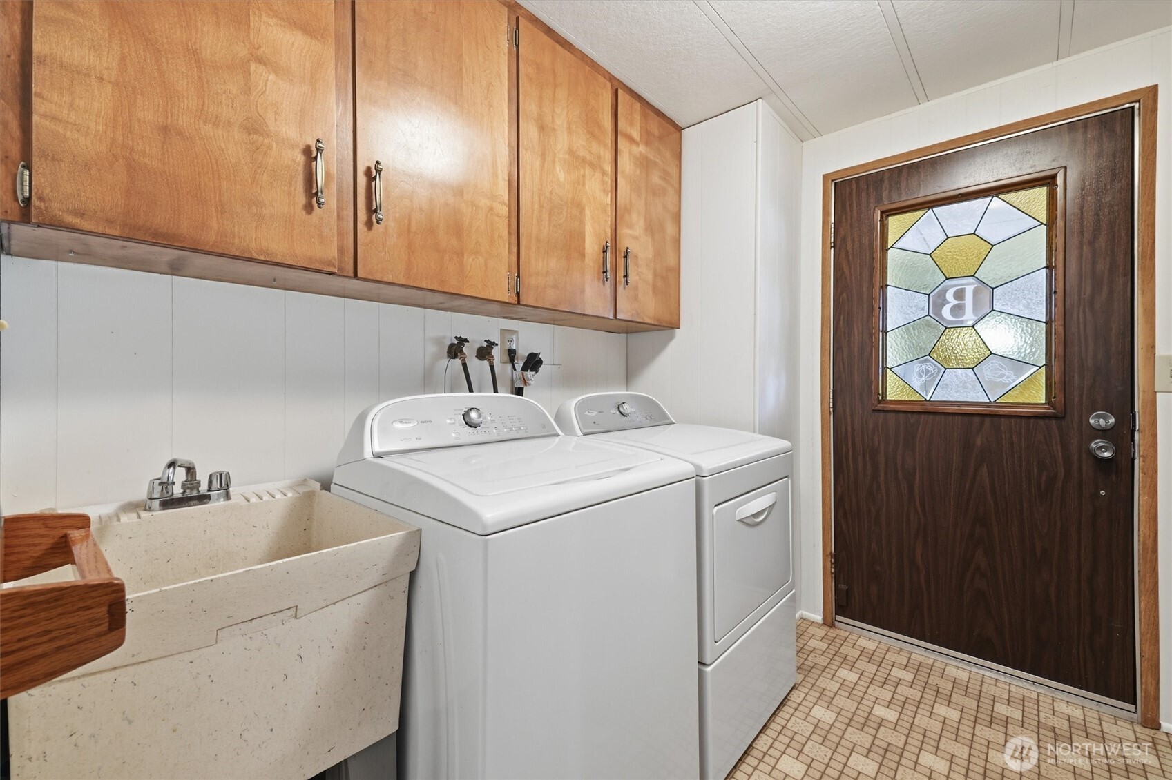 15702 Southeast 128th Street Renton, WA 98059 - Photo 12 of 34 Gallery Image 12