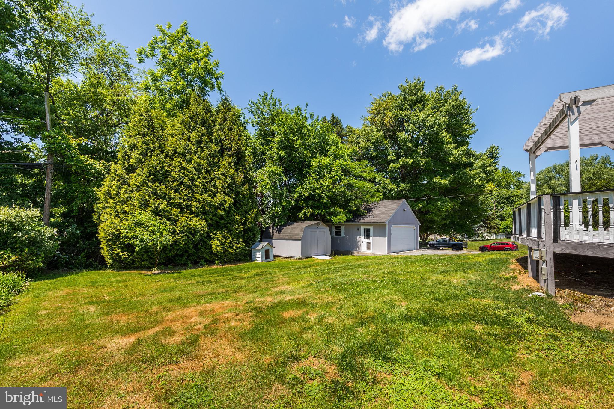 200 Tuscany Road Aston, PA 19014 - Photo 29 of 40 Backyard