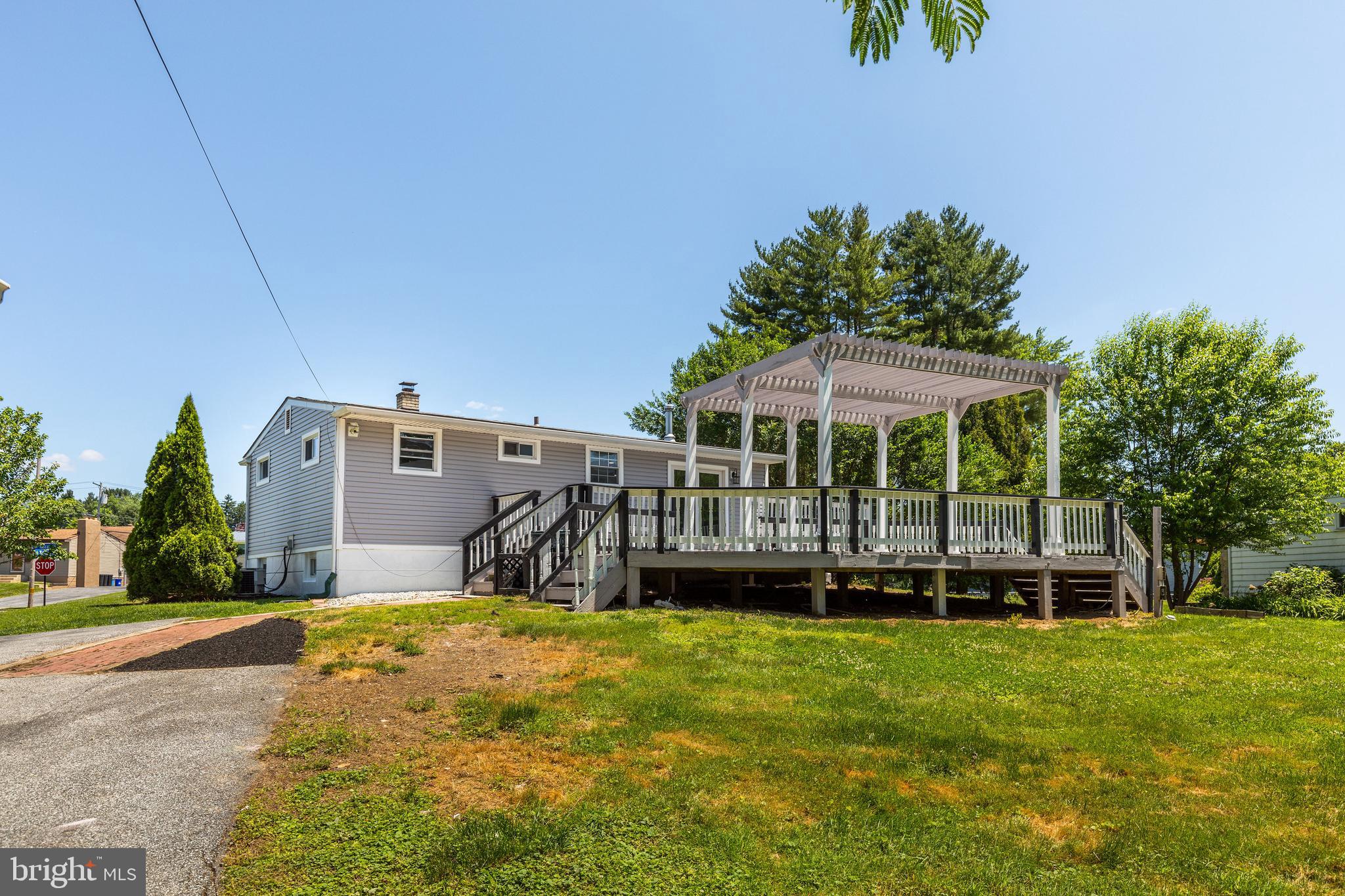 200 Tuscany Road Aston, PA 19014 - Photo 32 of 40 Backyard