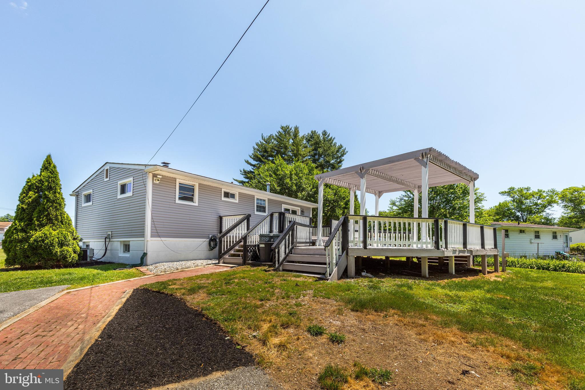 200 Tuscany Road Aston, PA 19014 - Photo 33 of 40 Backyard