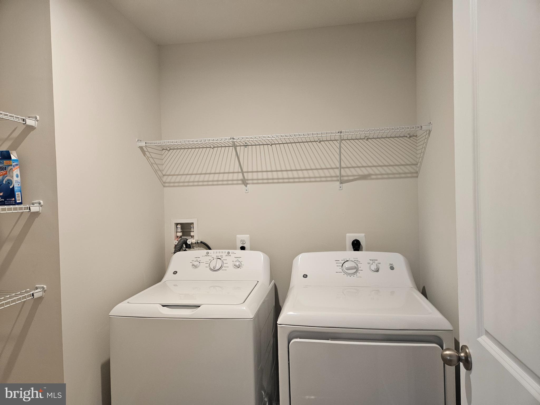131 Mariners Way Cambridge, MD 21613 - Photo 13 of 28 Washer and Dryer are like new