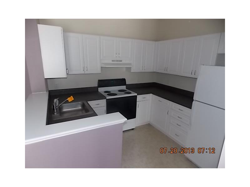 118 Mill Street, Unit 204 Woonsocket, RI 02895 - Photo 2 of 7 Kitchen.