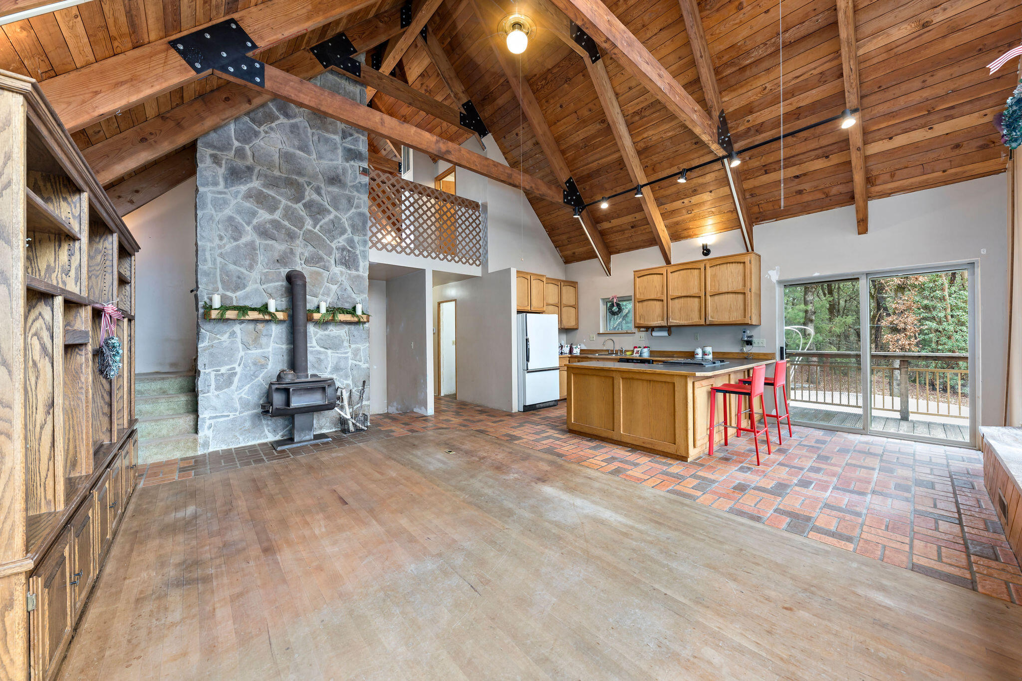 3390 Wards Creek Road Rogue River, OR 97537 - Photo 4 of 31 079A7893