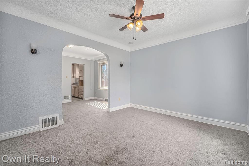 289 Frazier Street River Rouge, MI 48218 - Photo 5 of 27