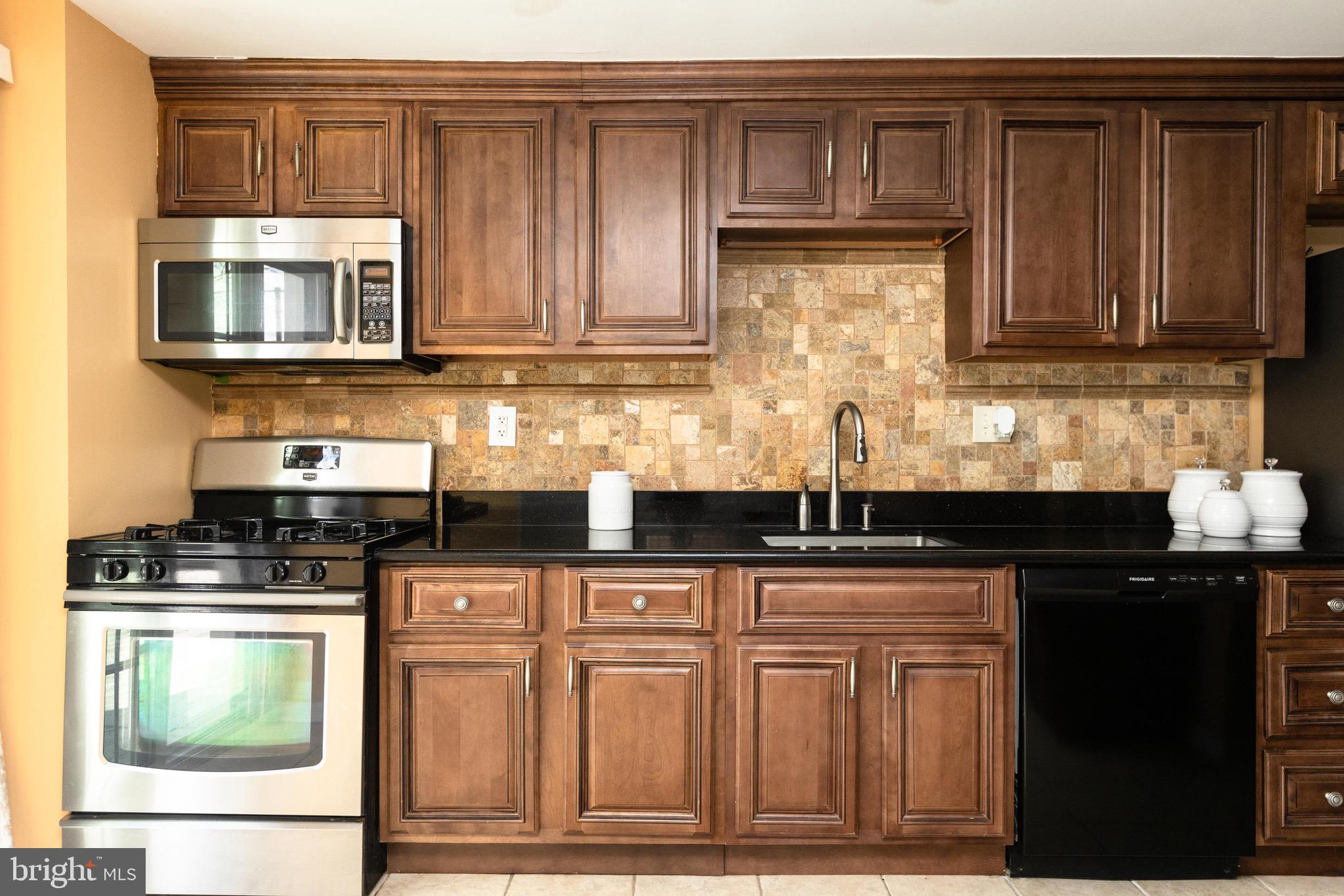 5518 Whitwood Road Baltimore, MD 21206 - Photo 13 of 35 Gallery Image 13