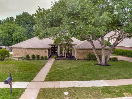 $765,000 | 1901 Edgewater Drive, Plano, TX 75075