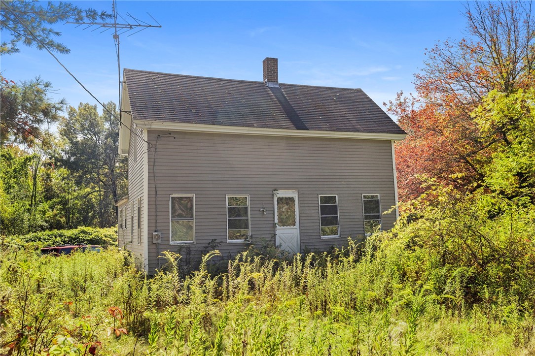 1212 Southbridge Road Warren, MA 01083 - Photo 12 of 32