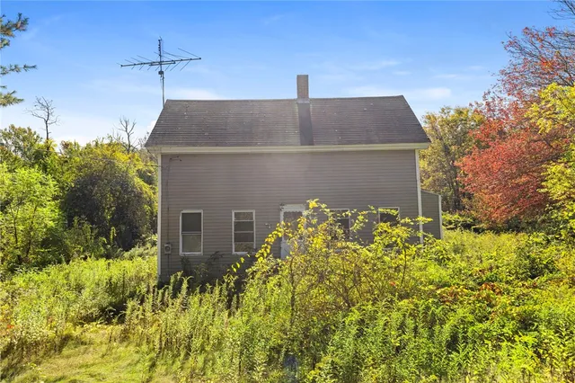 $275,000 | 1212 Southbridge Road, Warren, MA 01585