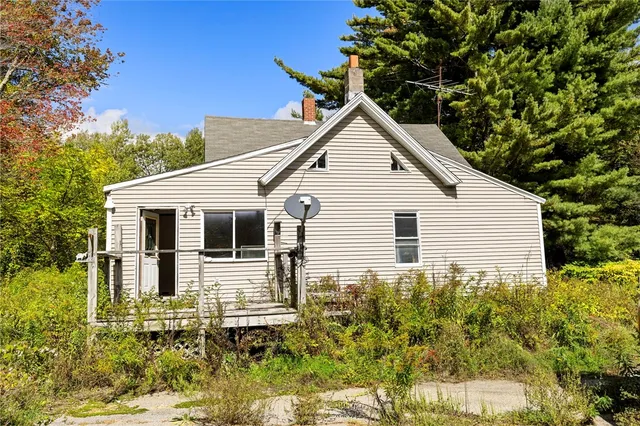 $275,000 | 1212 Southbridge Road, Warren, MA 01585