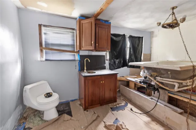 $275,000 | 1212 Southbridge Road, Warren, MA 01585