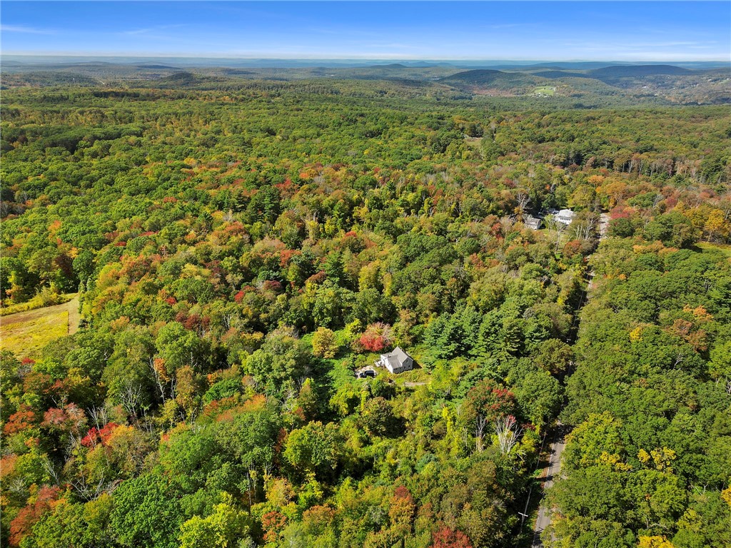 1212 Southbridge Road Warren, MA 01083 - Photo 5 of 32