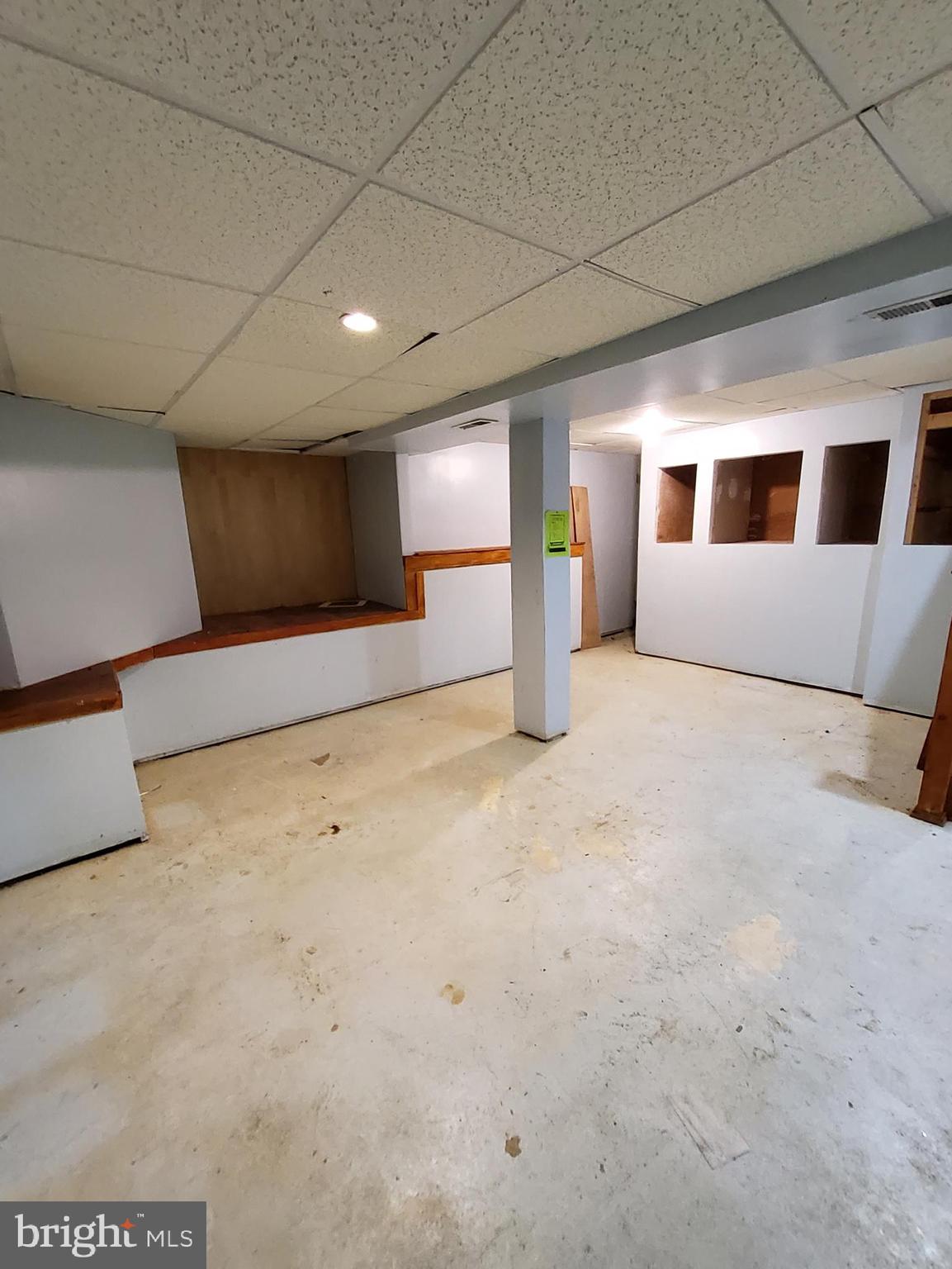 525 St Patrick Road Baltimore, MD 21206 - Photo 10 of 11