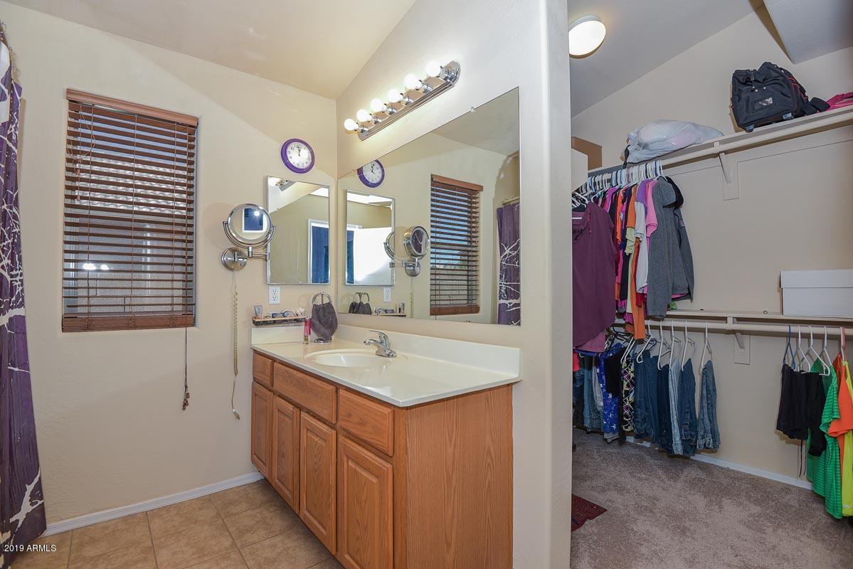 4339 West Maldonado Road Laveen, AZ 85339 - Photo 17 of 31 Master Bath