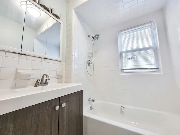 $5,150 | 37-39 Juniper Street, Unit 39 1, Boston, MA 02119