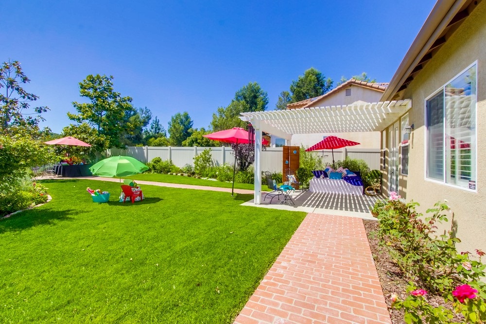 2127 Stone Castle Fallbrook, CA 92028 - Photo 22 of 25