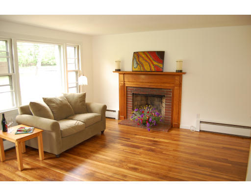 34 Andover Street Georgetown, MA 01833 - Photo 3 of 11 Gallery Image 3