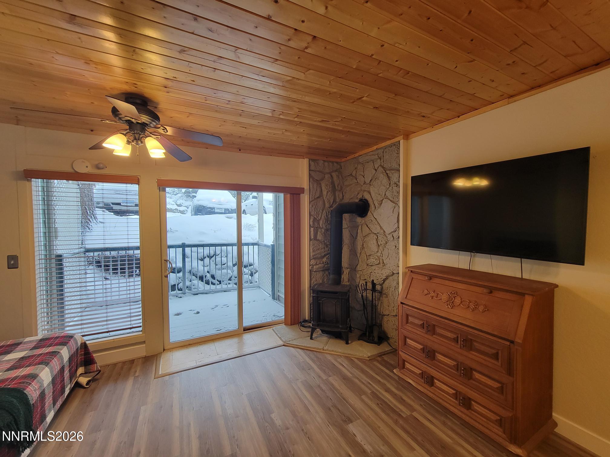 331 Tramway Drive, Unit 19 Stateline, NV 89449 - Photo 10 of 15 11