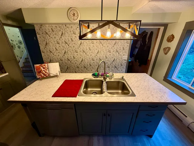 $330,000 | 7 Old Lewiston Road, Monmouth, ME 04265