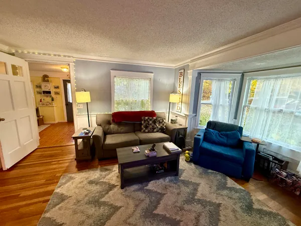 $315,000 | 7 Old Lewiston Road, Monmouth, ME 04265