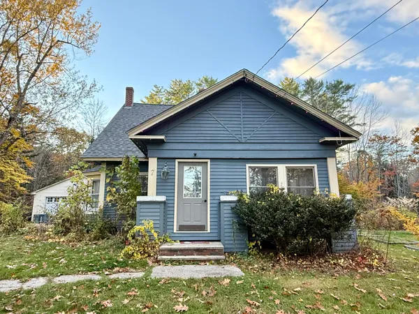 $315,000 | 7 Old Lewiston Road, Monmouth, ME 04265